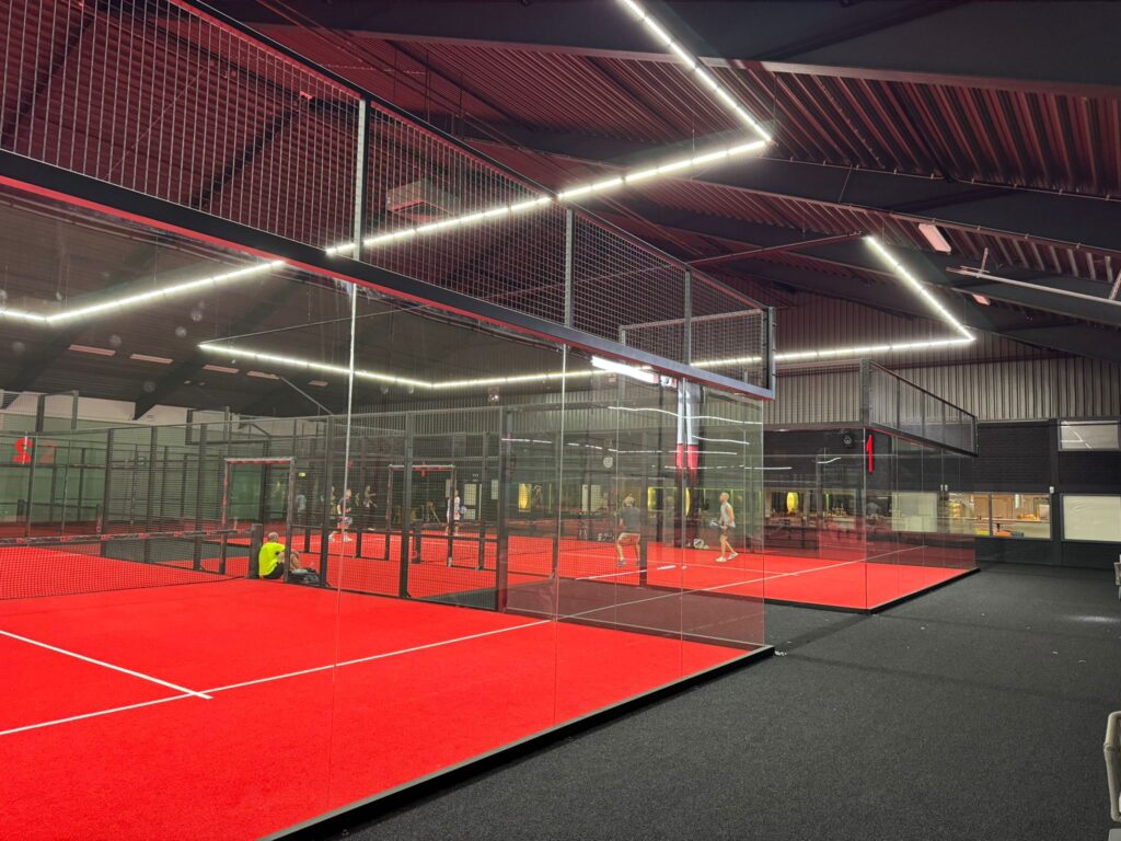 Padel Bruselas Perimeter Halo Lighting